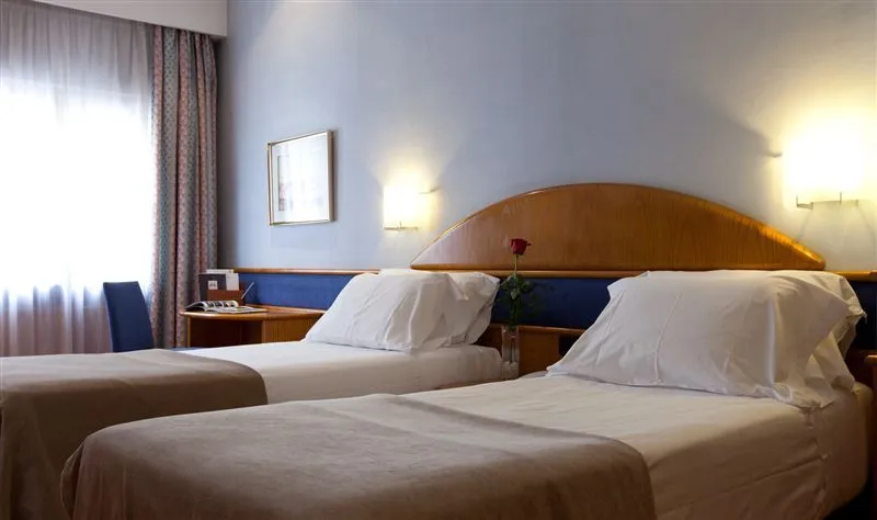 Room, Santos Agumar Atocha, Madrid