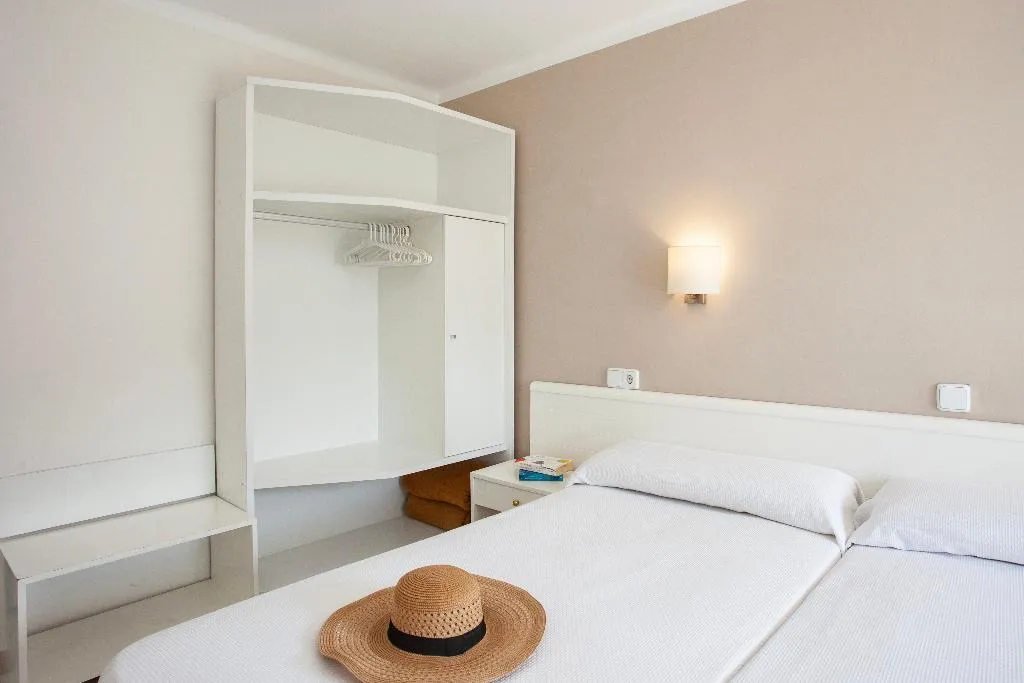 Room, Hostal Residencia Sutimar, Majorca