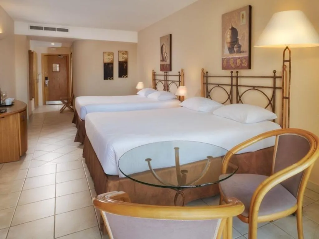 Room, Verdi St Georges Bay Marina, Malta