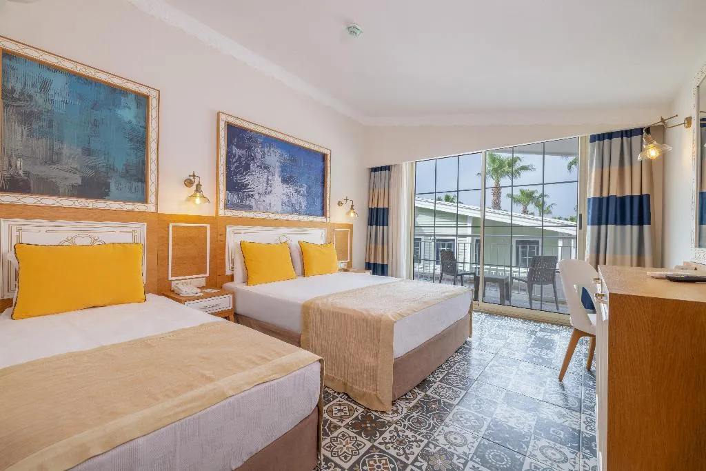 Room, Crystal World Of Colours Comfort Collection, Antalya
