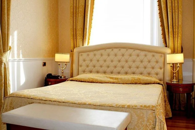 Room, Hotel Villa Pinciana, Rome