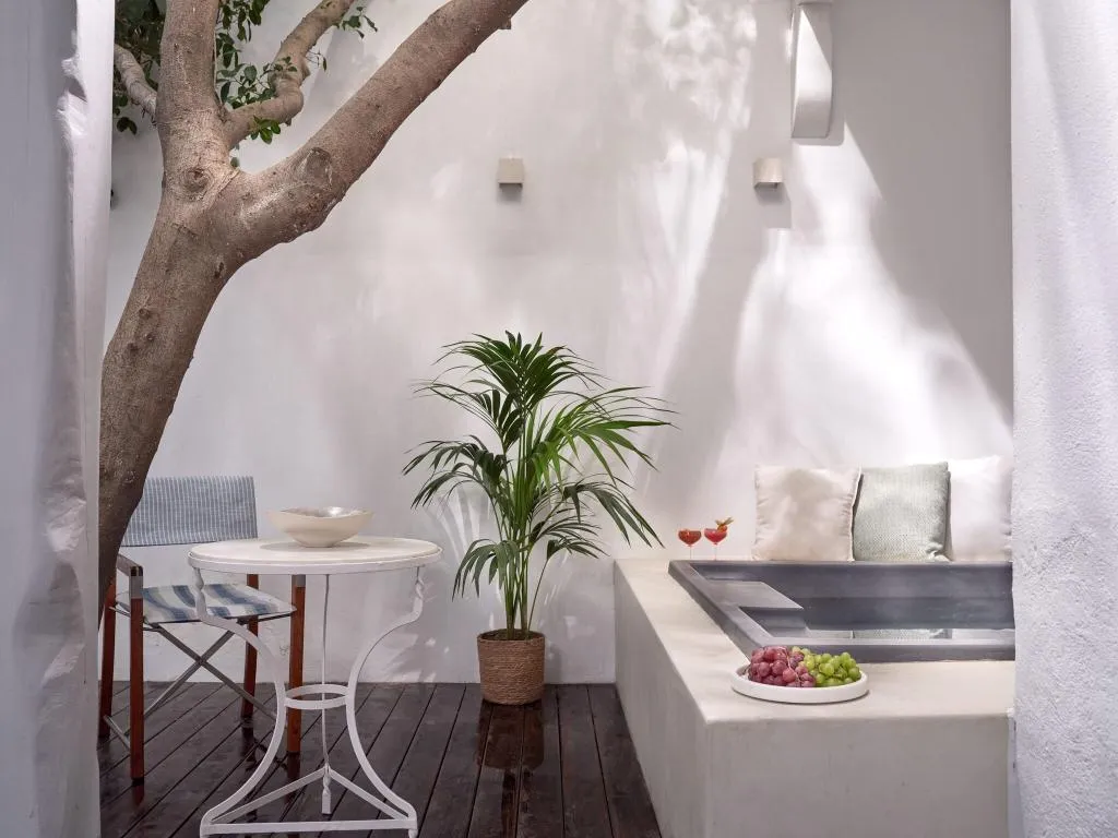 DOUBLE QUEEN SIZE BED Room, Belvedere hotel, Mykonos