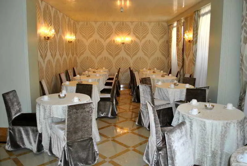 Restaurant, Carlton Capri, Venice
