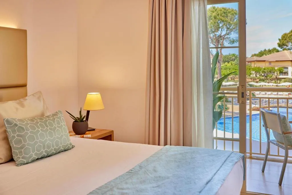 SUITE POOL VIEW ONE BEDROOM Room, Zafiro Mallorca, Majorca