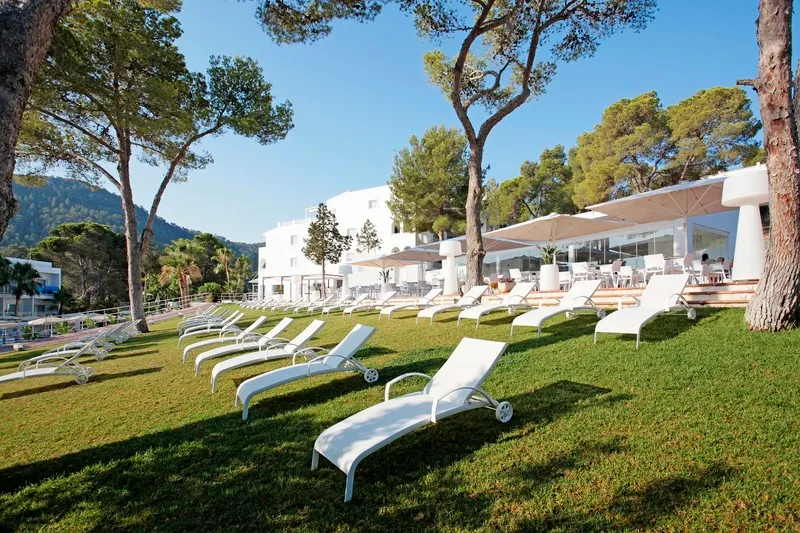 Terrace, Grupotel Ibiza Beach Resort. Adults Only, Ibiza