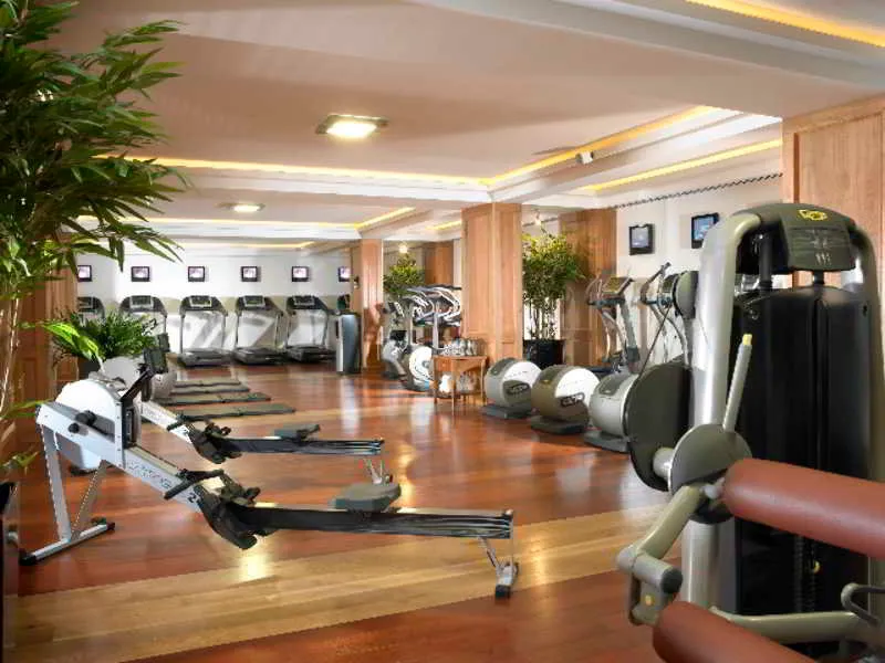 Sports and Entertainment, Garryvoe Hotel, Cork