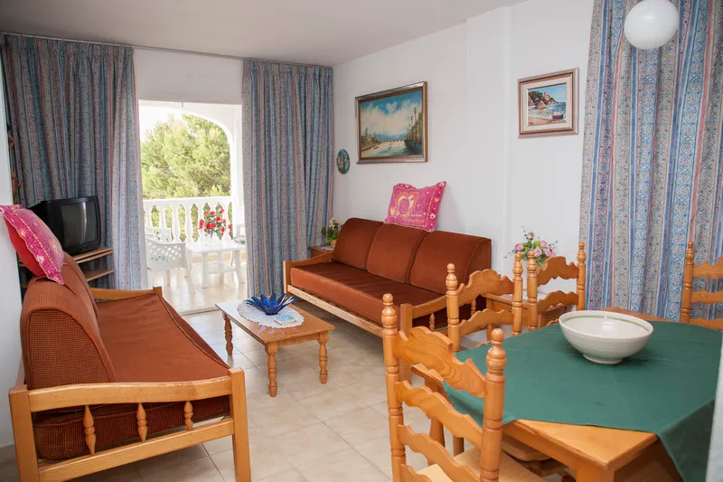 Room, Atalaya Bosque Apartments, Majorca