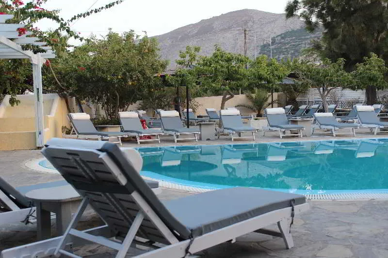 Pool, Alia, Santorini