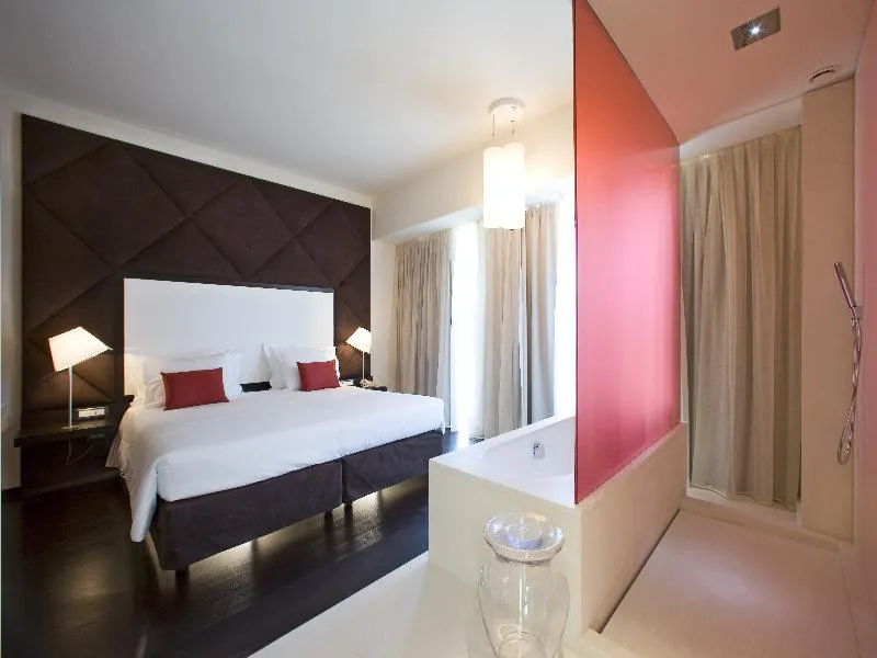 JUNIOR SUITE STANDARD Room, nhow Milano, Milan