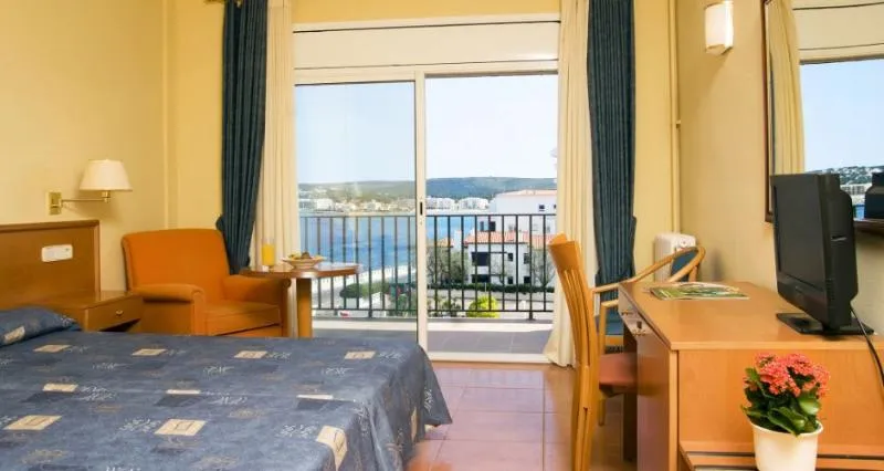 Room, Nieves Mar, Costa Brava