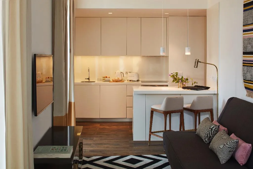 APARTMENT ONE BEDROOM Room, The Lumiares, Lisbon