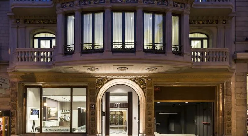 General view, Catalonia Passeig de Gracia, Barcelona