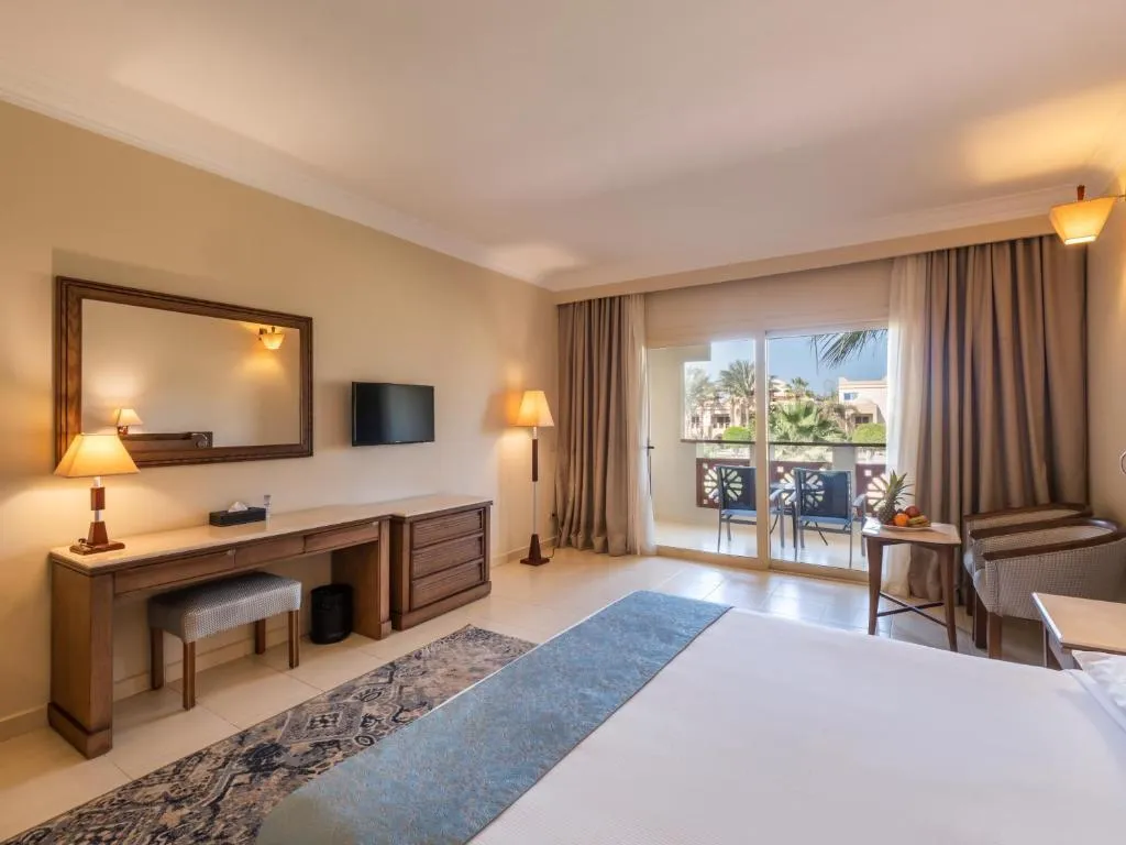 TRIPLE DELUXE Room, Serenity Alpha Beach, Red Sea Riviera