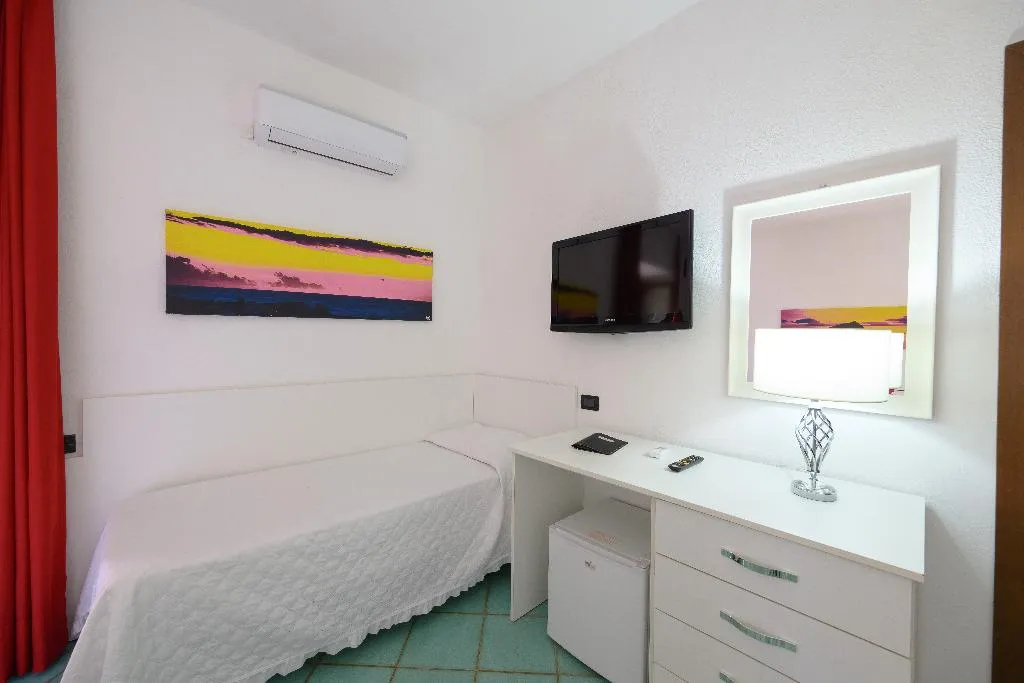 TRIPLE SUPERIOR Room, Hotel Annabelle, Naples
