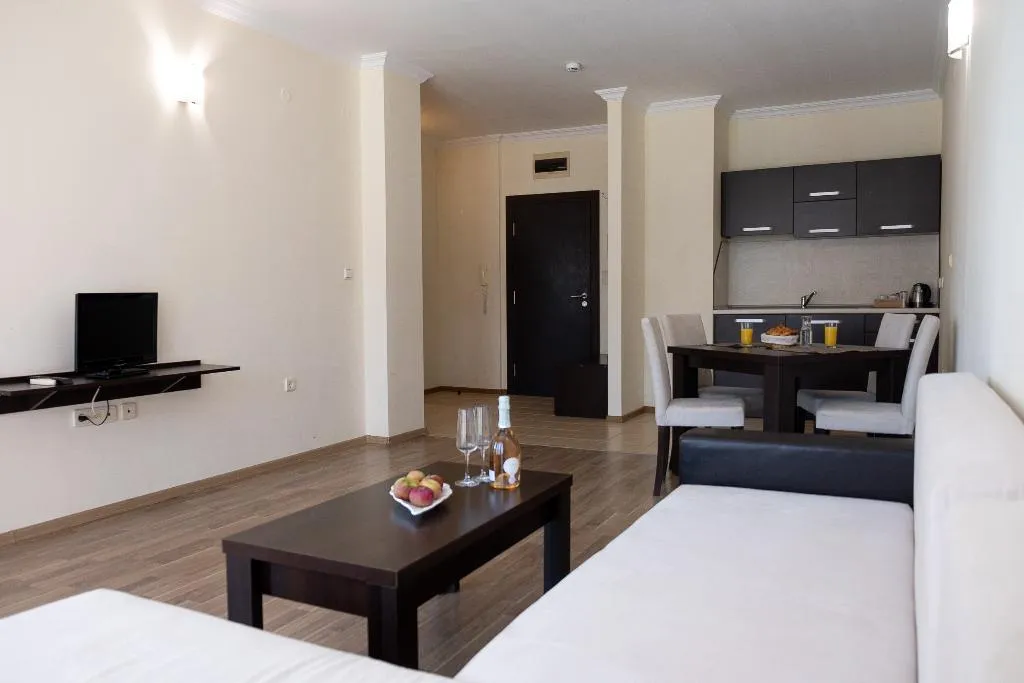 APARTMENT ONE BEDROOM Room, Saint George Palace, Bourgas