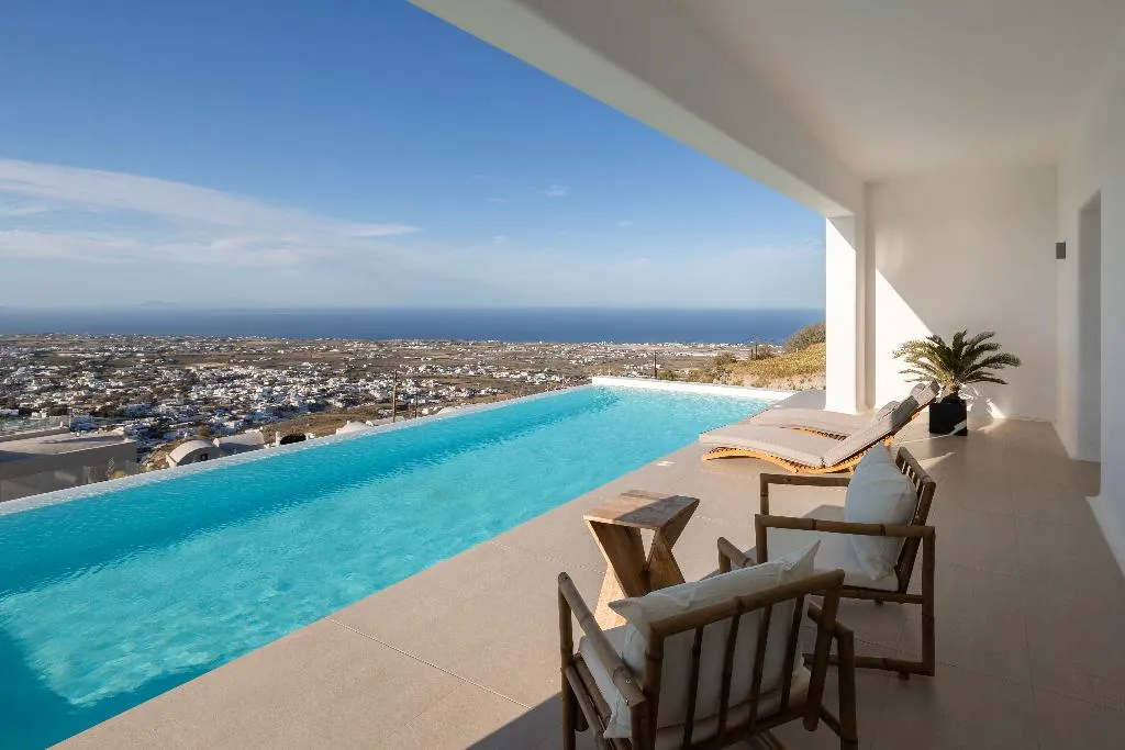 SUITE LUXURY Room, Zannos Melathron Hotel By Omilos Hotels, Santorini