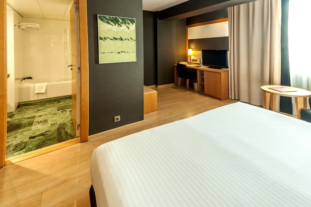 DOUBLE SUPERIOR Room, Barcelona Universal, Barcelona