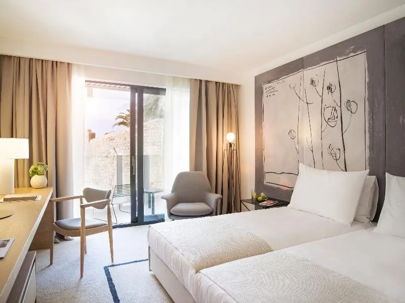 DOUBLE CLASSIC WITH BALCONY Room, Hotel Kompas, Dubrovnik