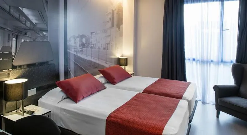TRIPLE STANDARD Room, Catalonia Avinyo, Barcelona