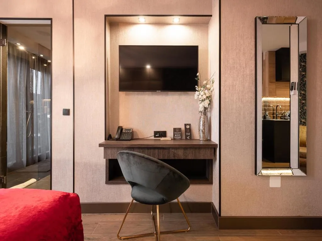 APARTMENT STANDARD Room, Art Suites Hotel, Krakow