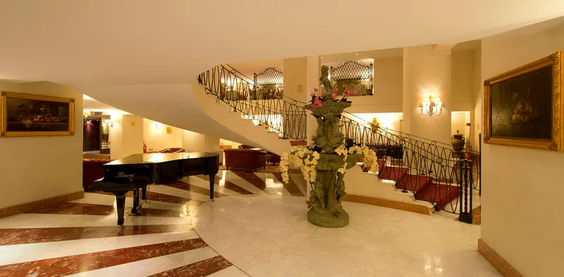 General view, Grand Hotel Barone Di Sassj, Milan