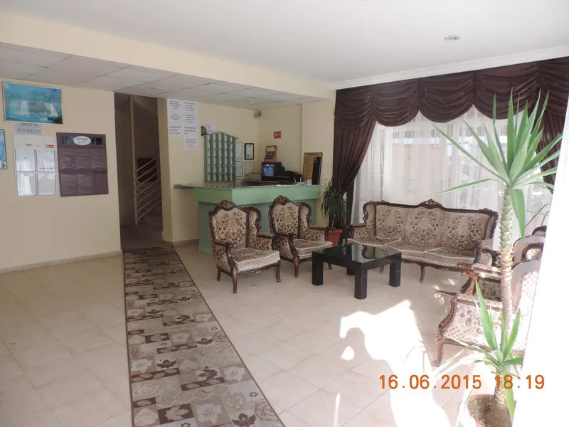 Lobby, Banana, Dalaman