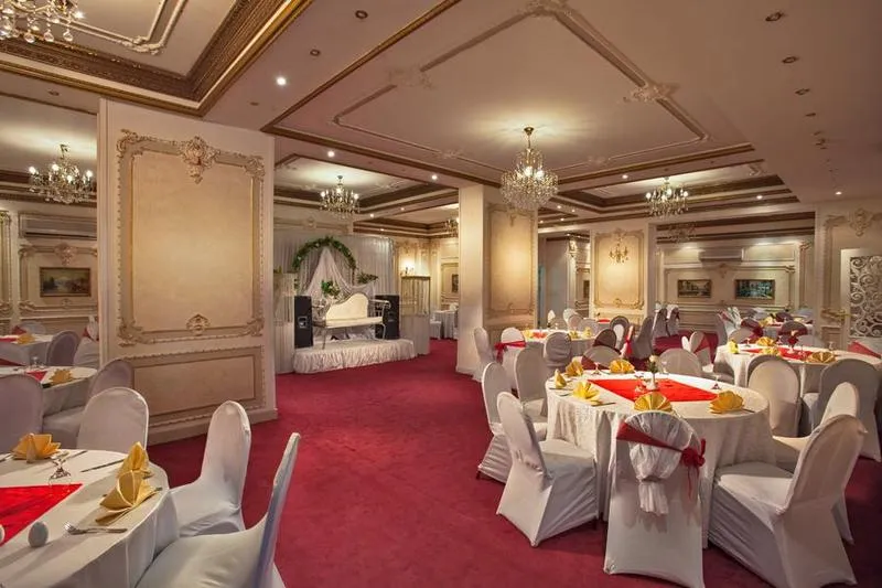 Restaurant, Pyramids Plaza Hotel, Cairo