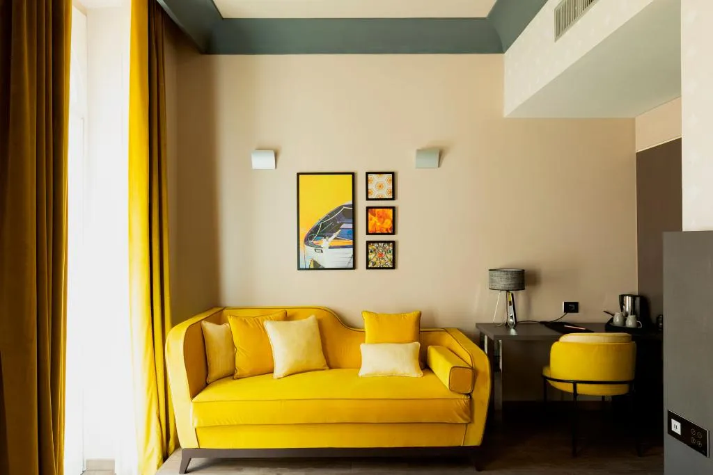 FAMILY ROOM DELUXE Room, Amadomus Luxury Suites, Naples