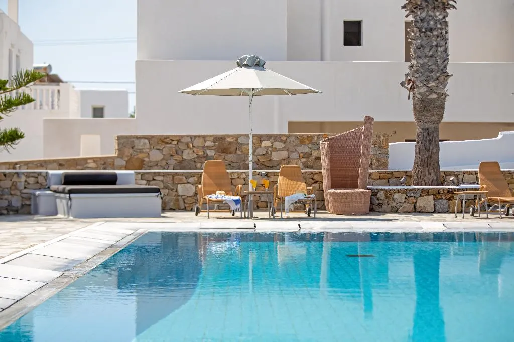 Pool, Yiannaki, Mykonos
