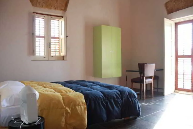 Room, Lerux Affittacamere, Catania