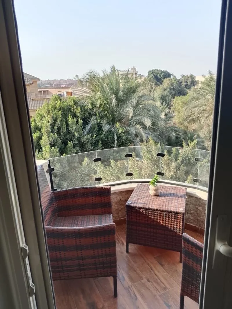 TWIN DELUXE TWO BEDS Room, Zen Pyramids Luxury Villa, Cairo