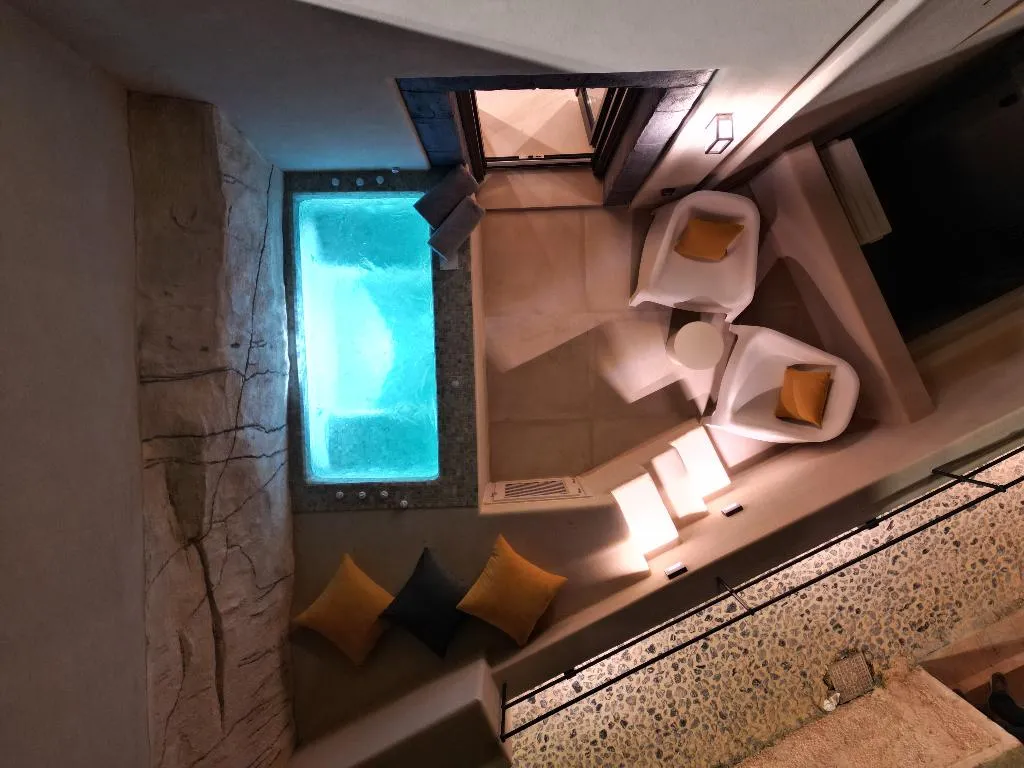 STUDIO WITH BALCONY WITH VIEWS Room, White Orchid Boutique Apartments, Santorini