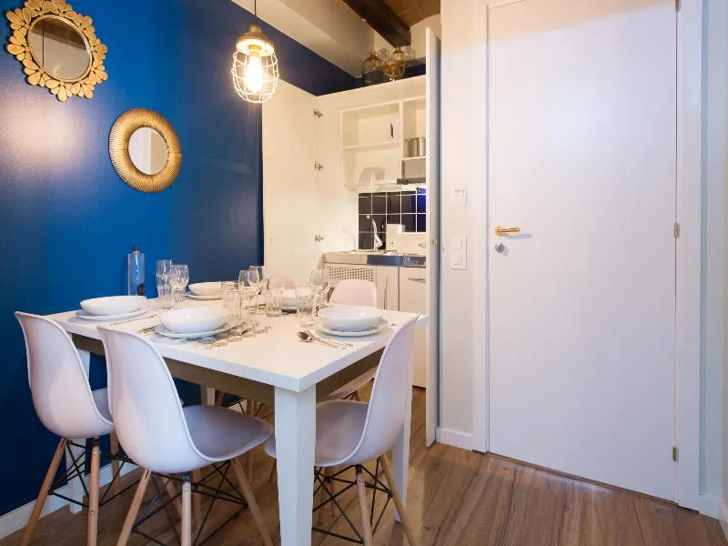 APARTMENT SUPERIOR ONE BEDROOM Room, En Ferran by The Streets, Barcelona