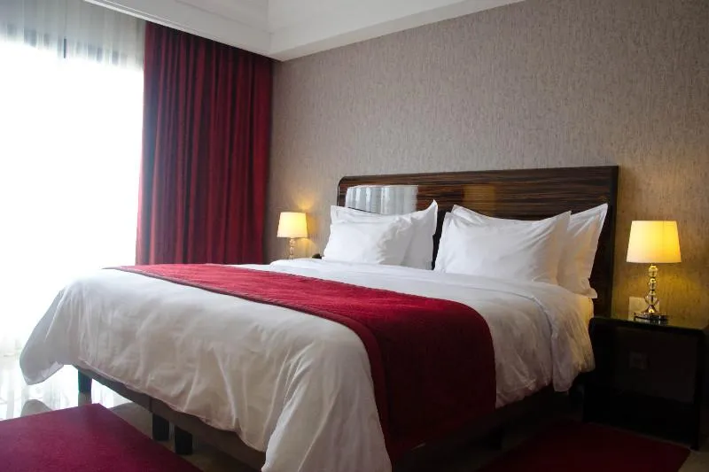 SINGLE DELUXE Room, Occidental Lac Tunis, Tunisia