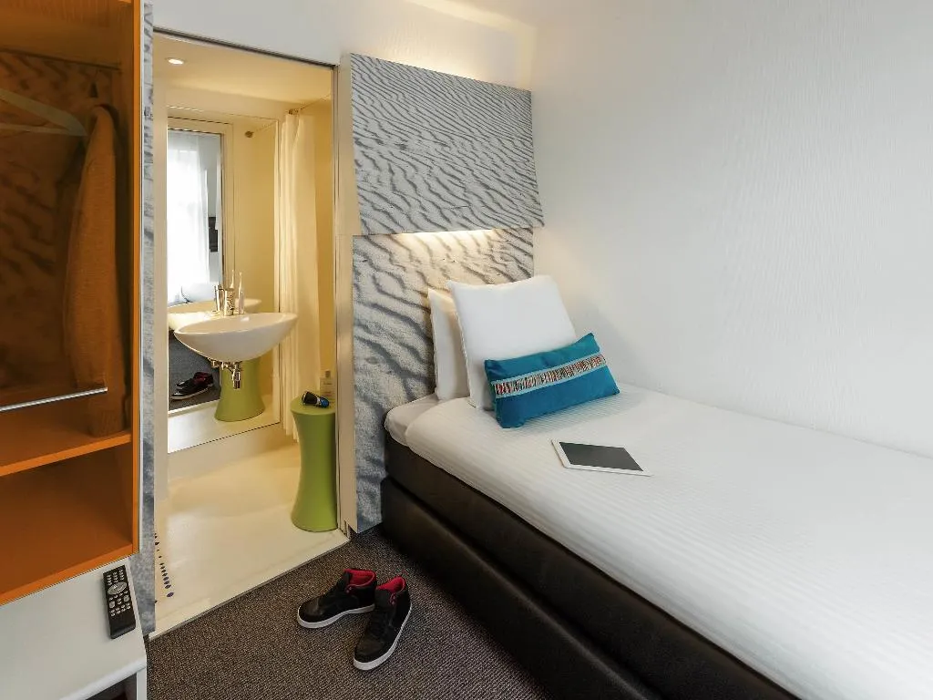 SINGLE STANDARD Room, ibis Styles Amsterdam Central Station, Amsterdam