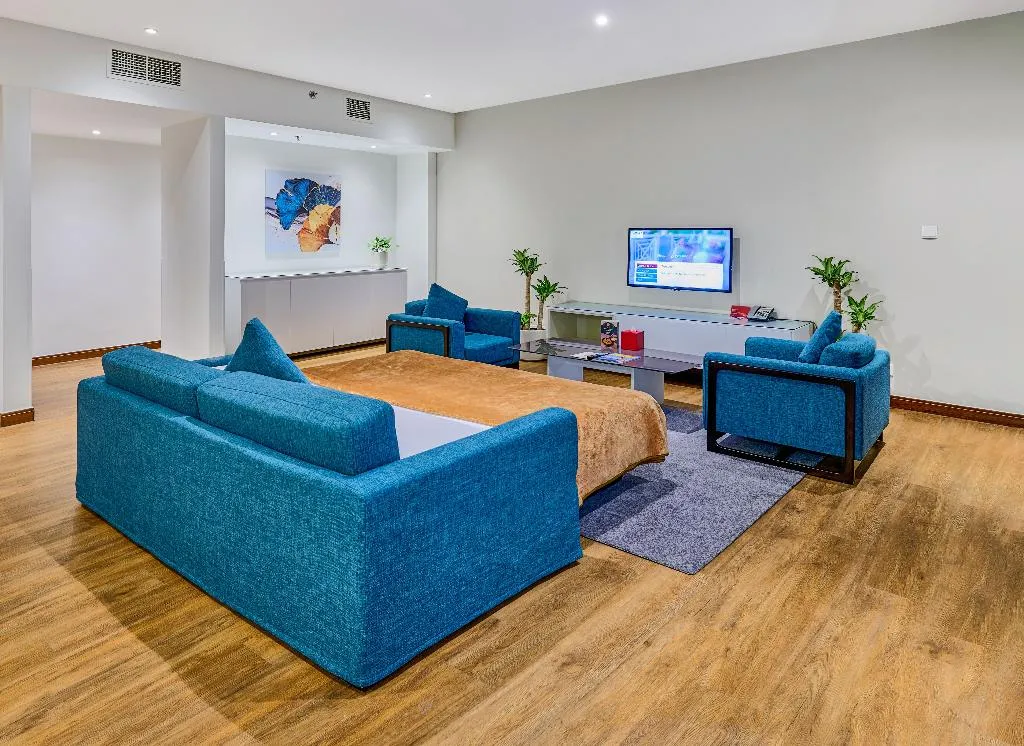APARTMENT PARTIAL SEA VIEW Room, Ramada Hotel & Suites by Wyndham JBR, Dubai