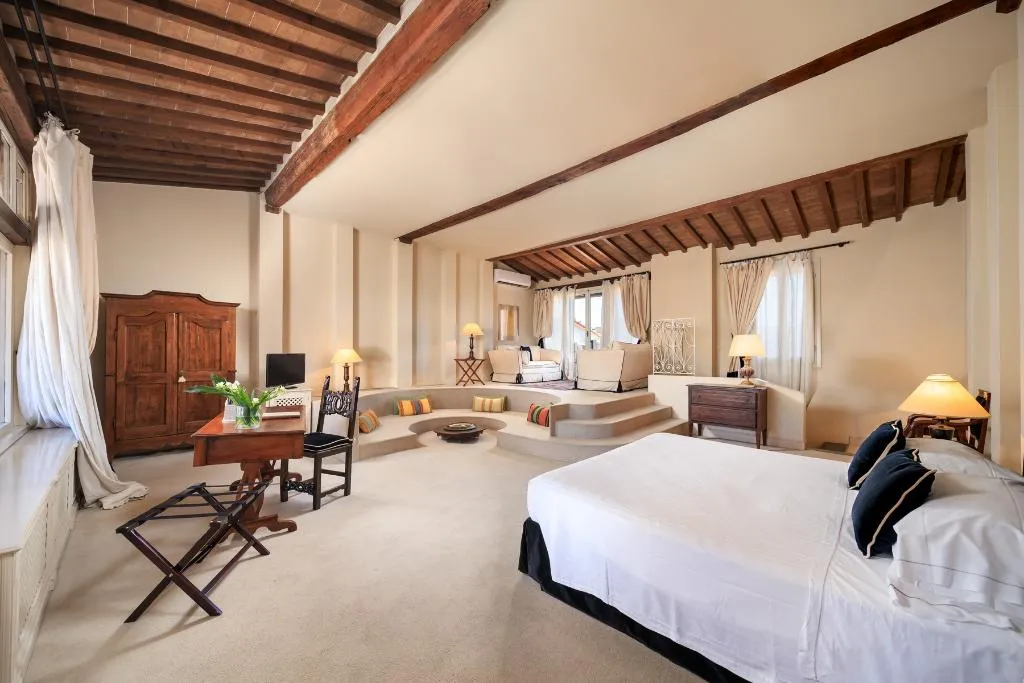 SUITE CLASSIC Room, The J & J Historic House Hotel, Florence
