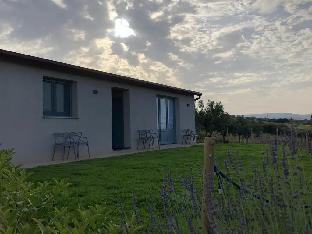 TRIPLE COMFORT Room, Relais Casina Miregia, Catania