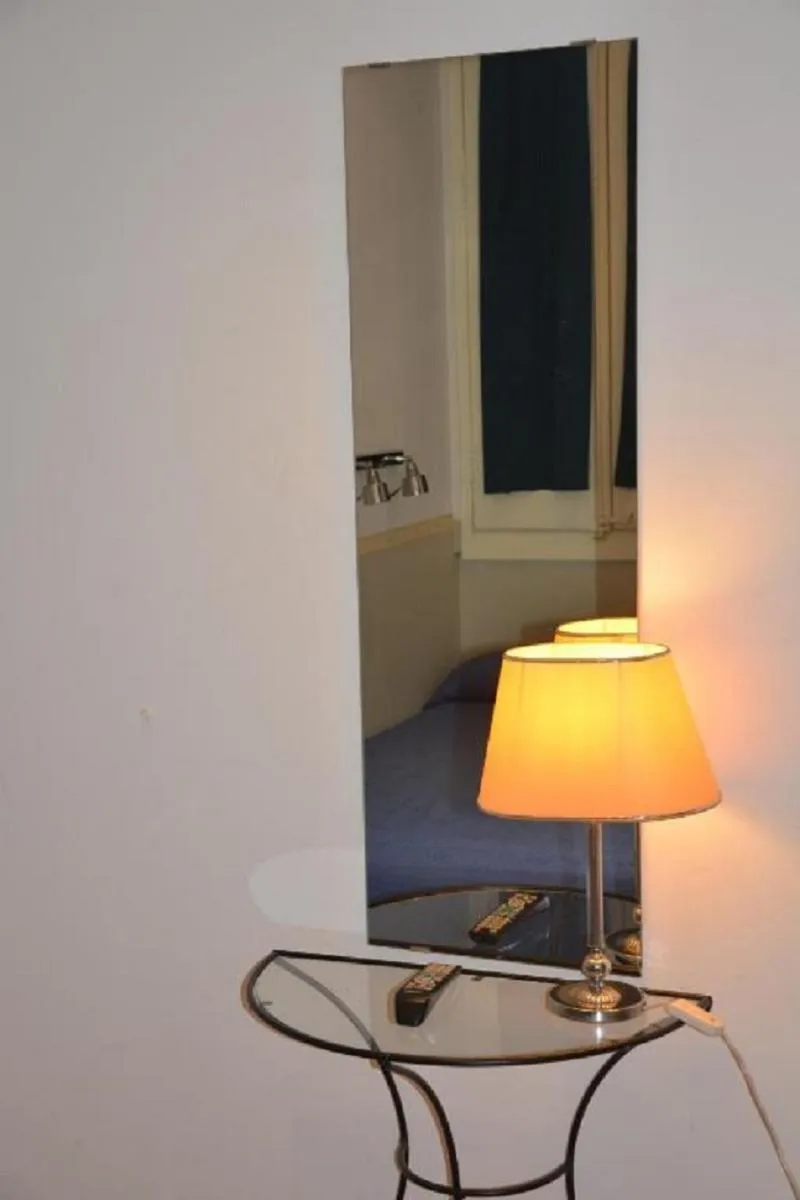 DOUBLE ECONOMY Room, Casa Consell Gran Via, Guest House, Barcelona