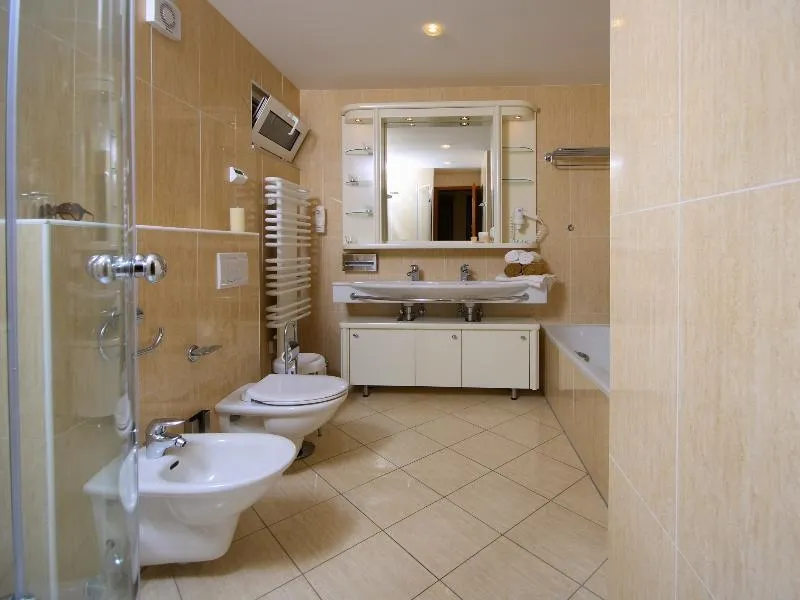 APARTMENT DELUXE CAPACITY 4 Room, Fontana Bayside Park, Split