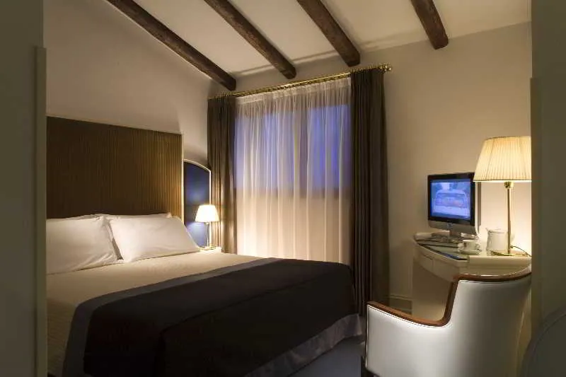 Double or Twin SUPERIOR Room, Bonvecchiati, Venice