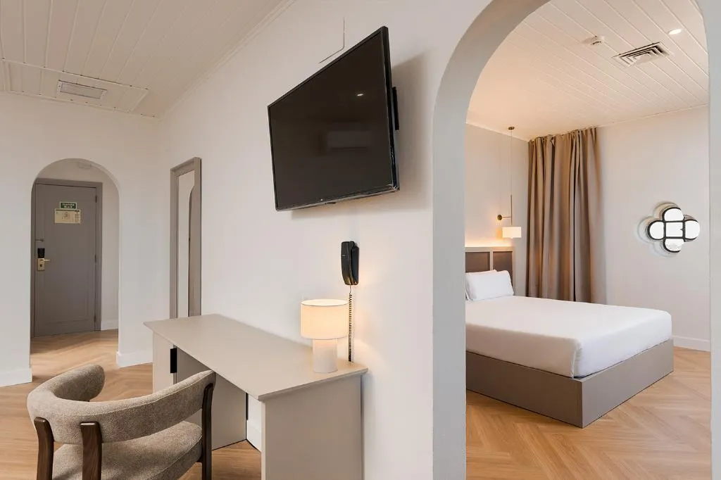 Room, B&B HOTEL Sado Setúbal, Lisbon