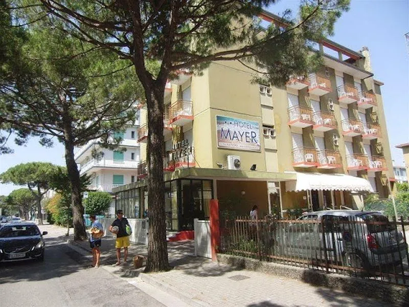 General view, Mayer, Venice