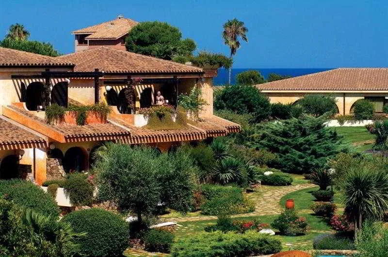 General view, Baia Di Nora, Cagliari