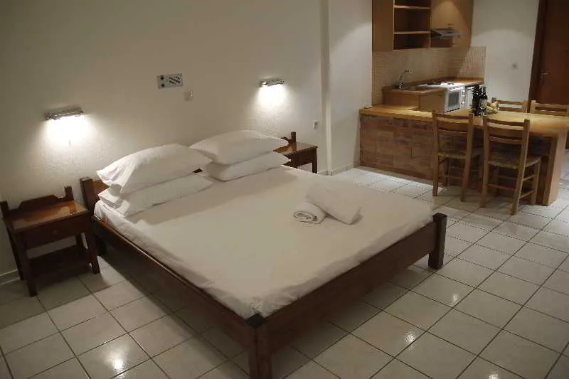 Room, Athina Inn, Crete