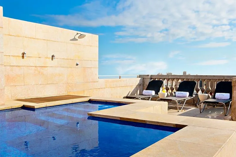 Pool, Astoria, Barcelona