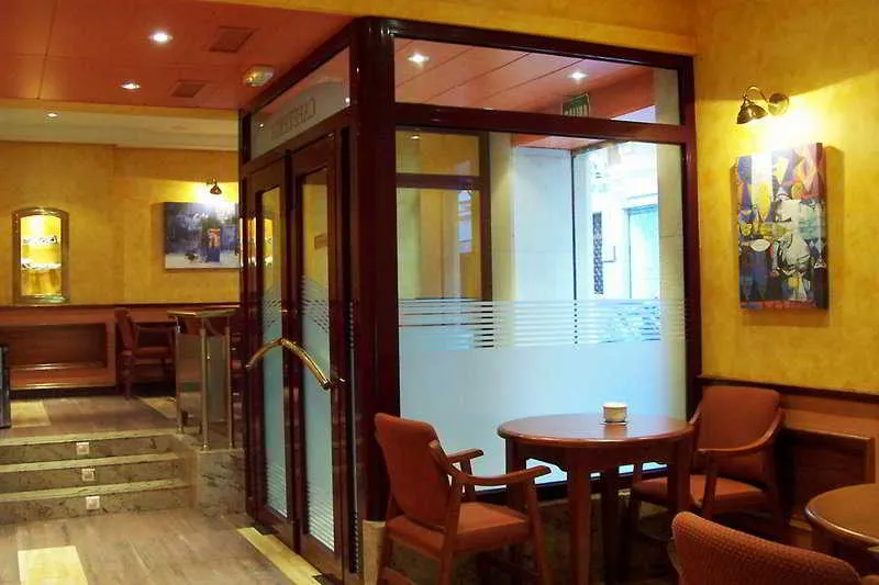 Bar, Victoria, Andalucia