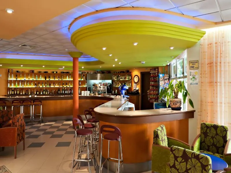 Bar, Alone, Costa Blanca