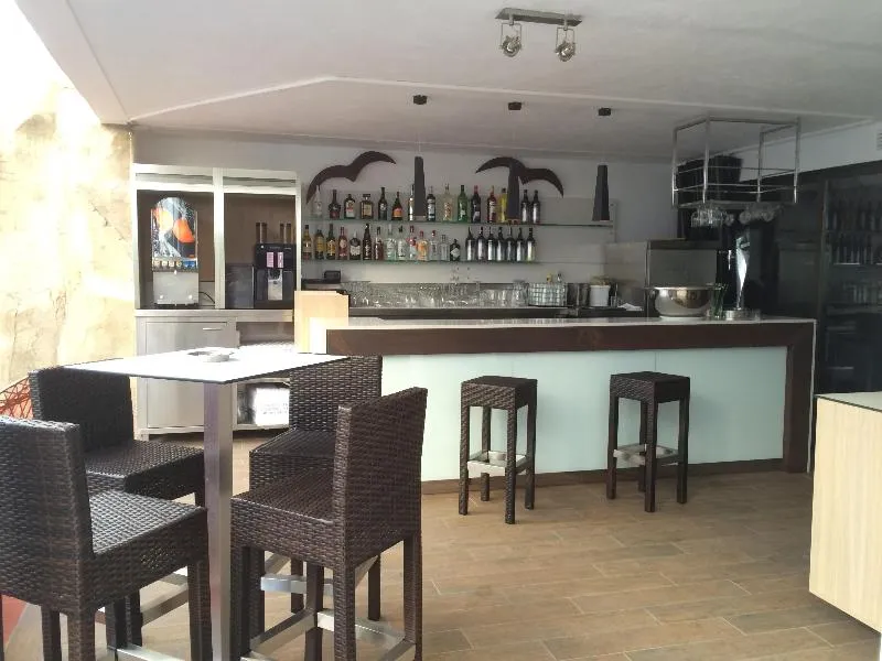 Bar, Apartamentos Neptuno Calella, Costa Brava
