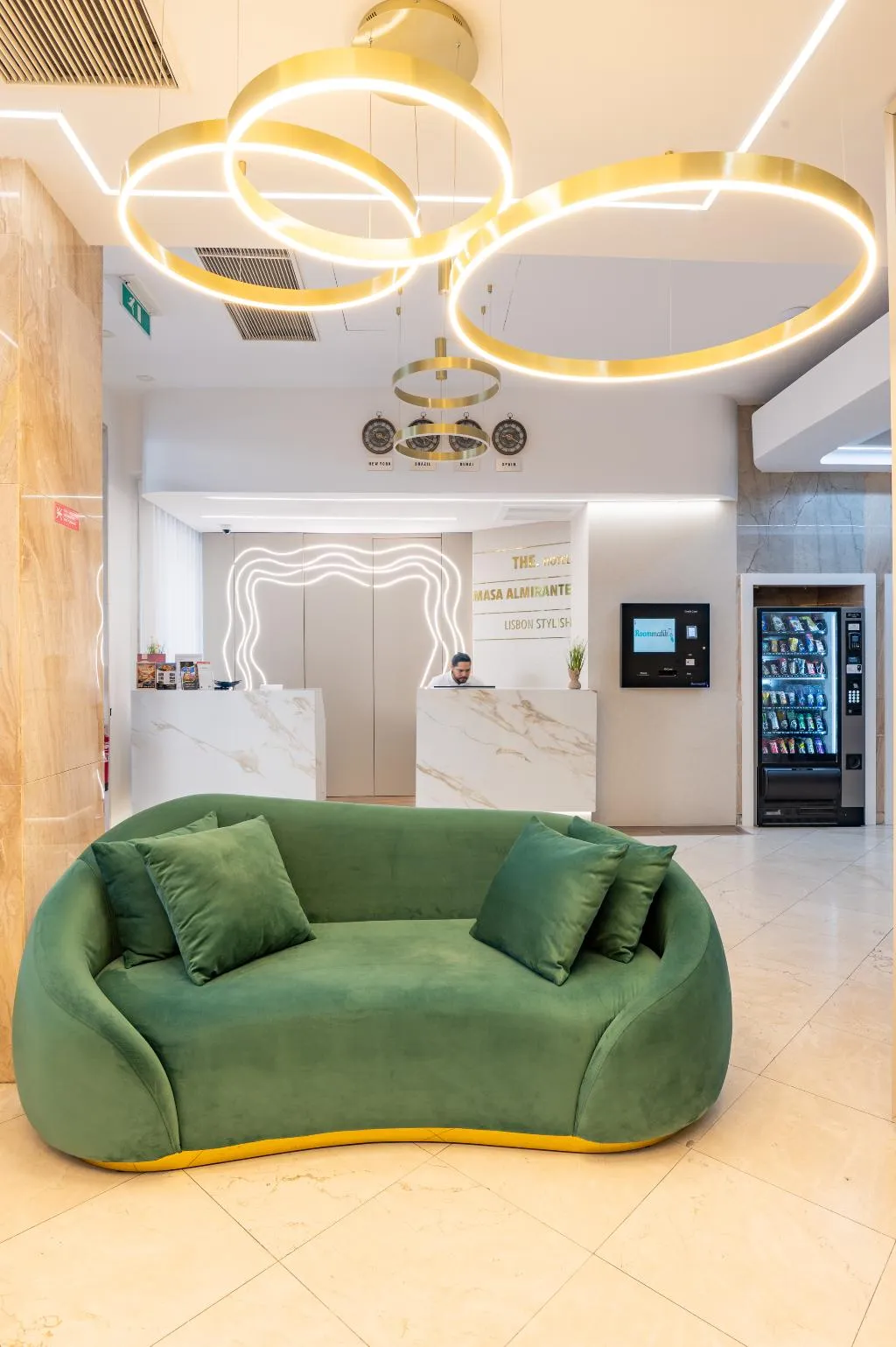 Lobby, Masa Hotel Almirante, Lisbon